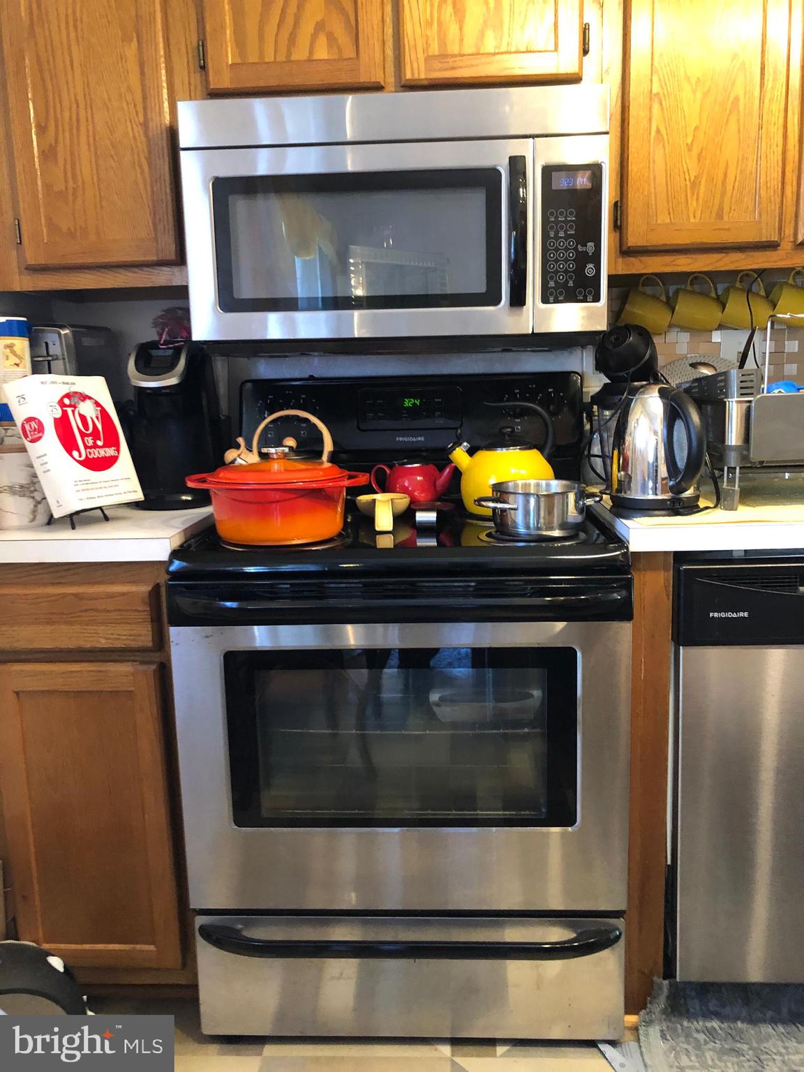 WESTBURY - Residential