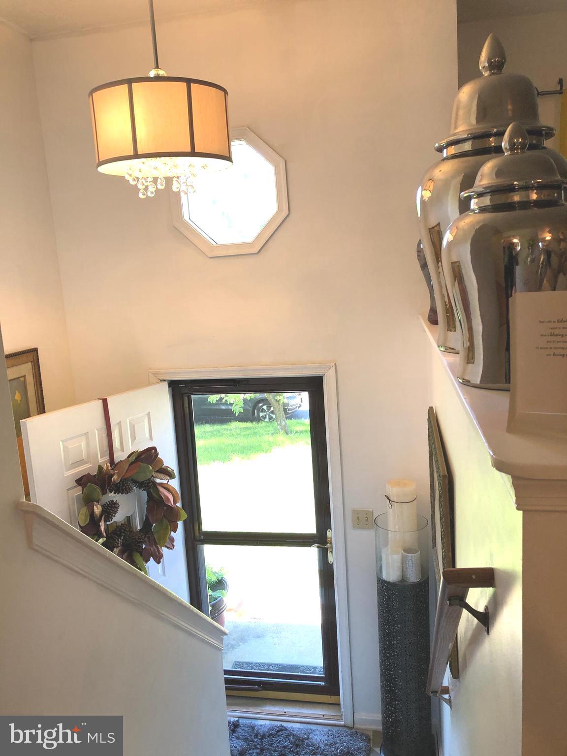 WESTBURY - Residential