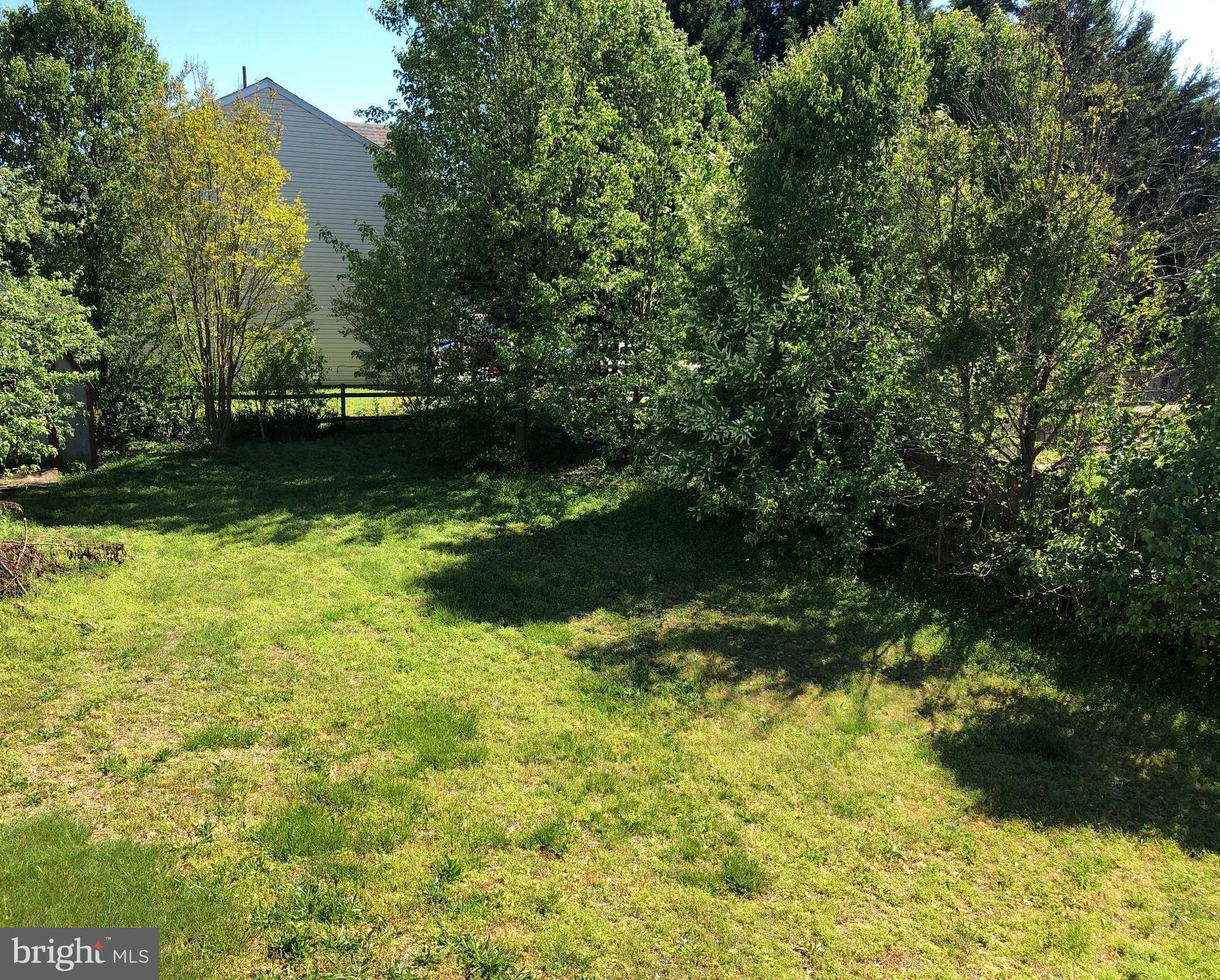 WESTBURY - Residential