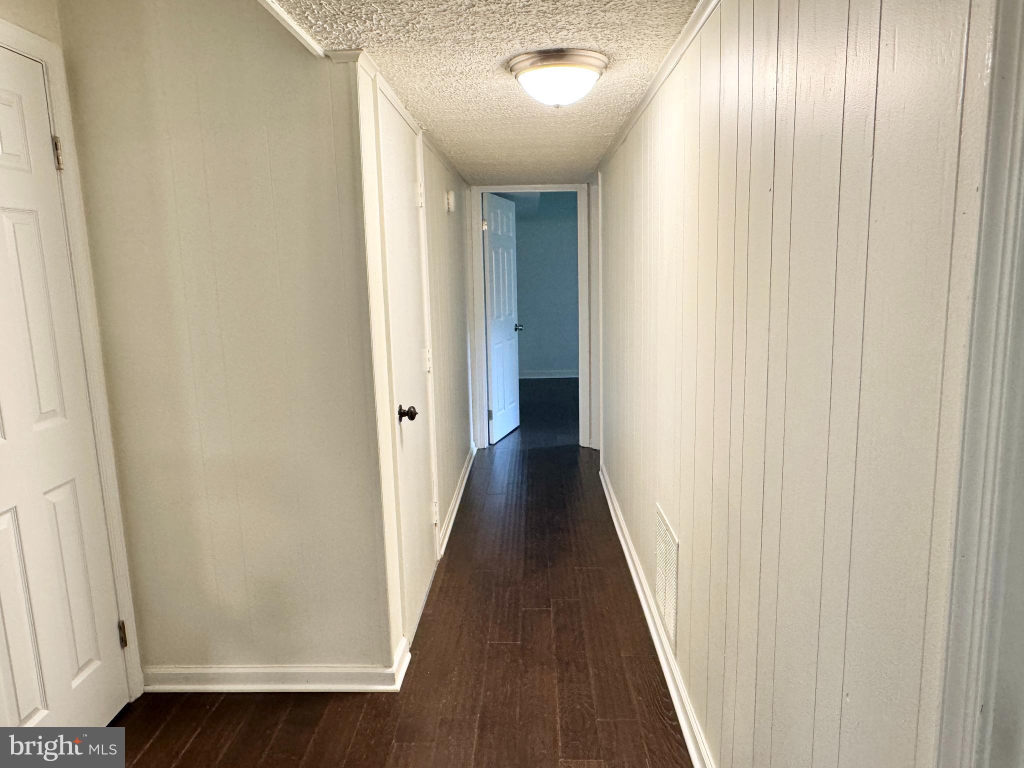 MONCLAIR - Residential Lease