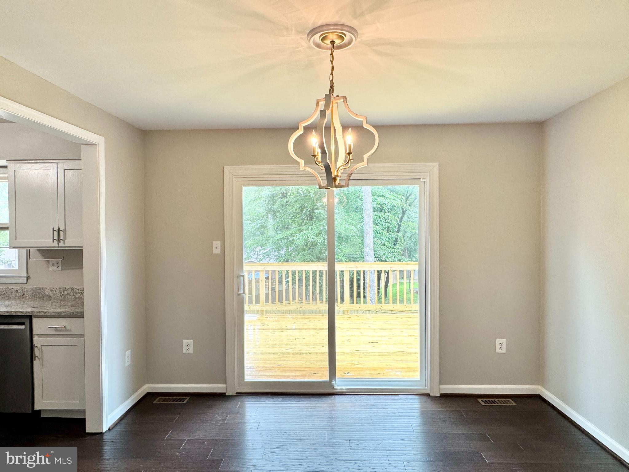 MONCLAIR - Residential Lease