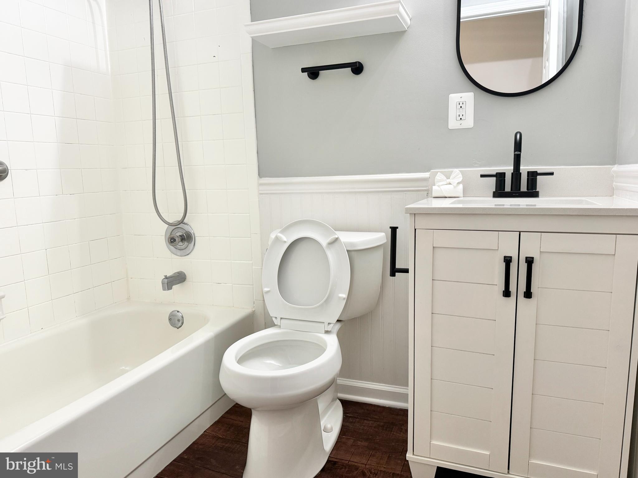 MONCLAIR - Residential Lease