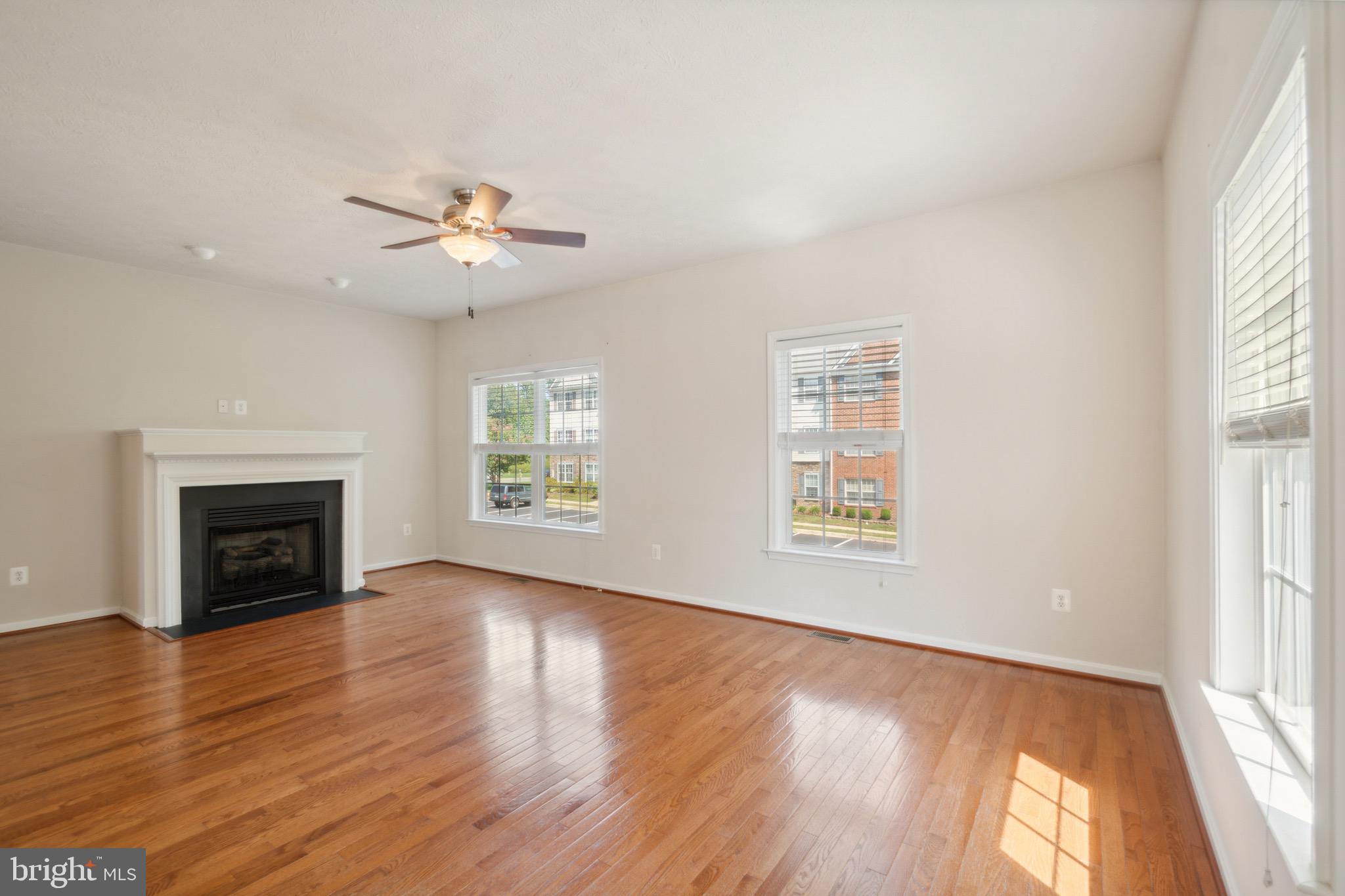 PORT AQUIA - Residential Lease