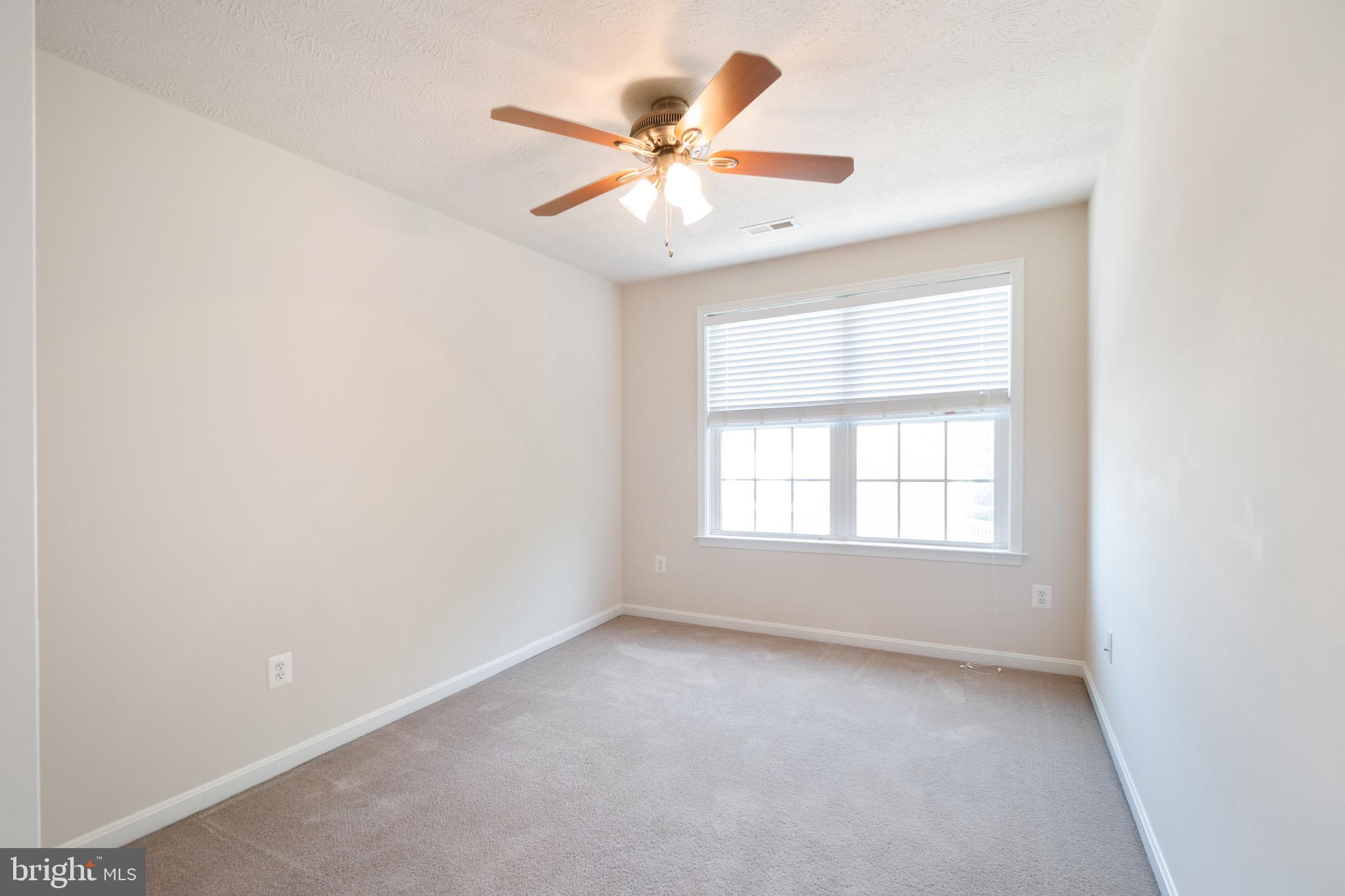 PORT AQUIA - Residential Lease