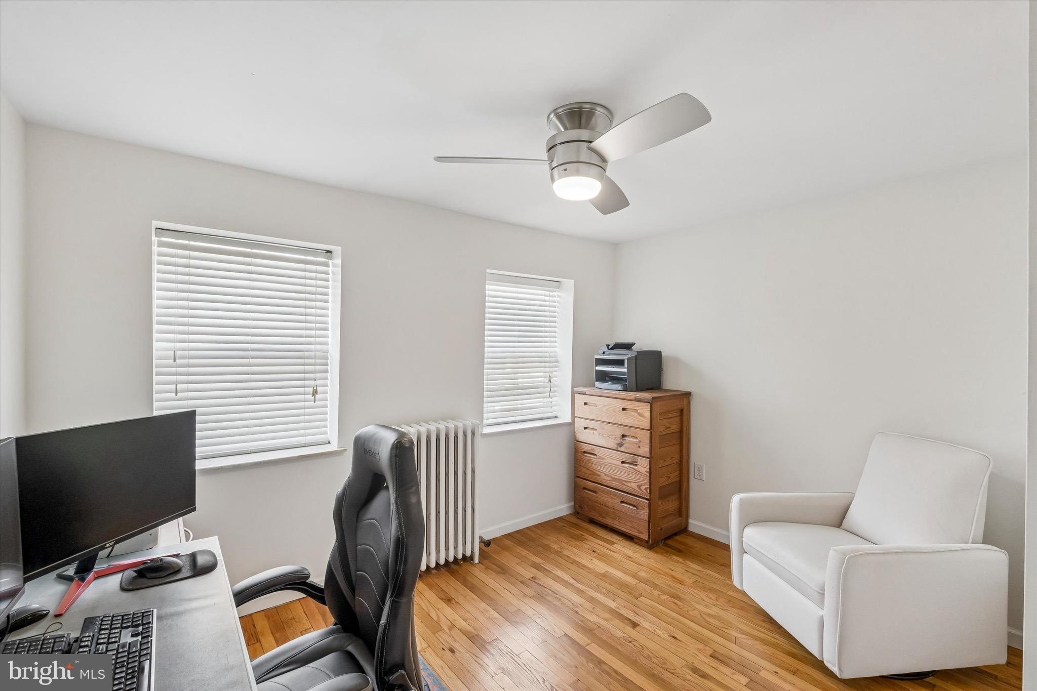 DICKINSON NARROWS - Residential