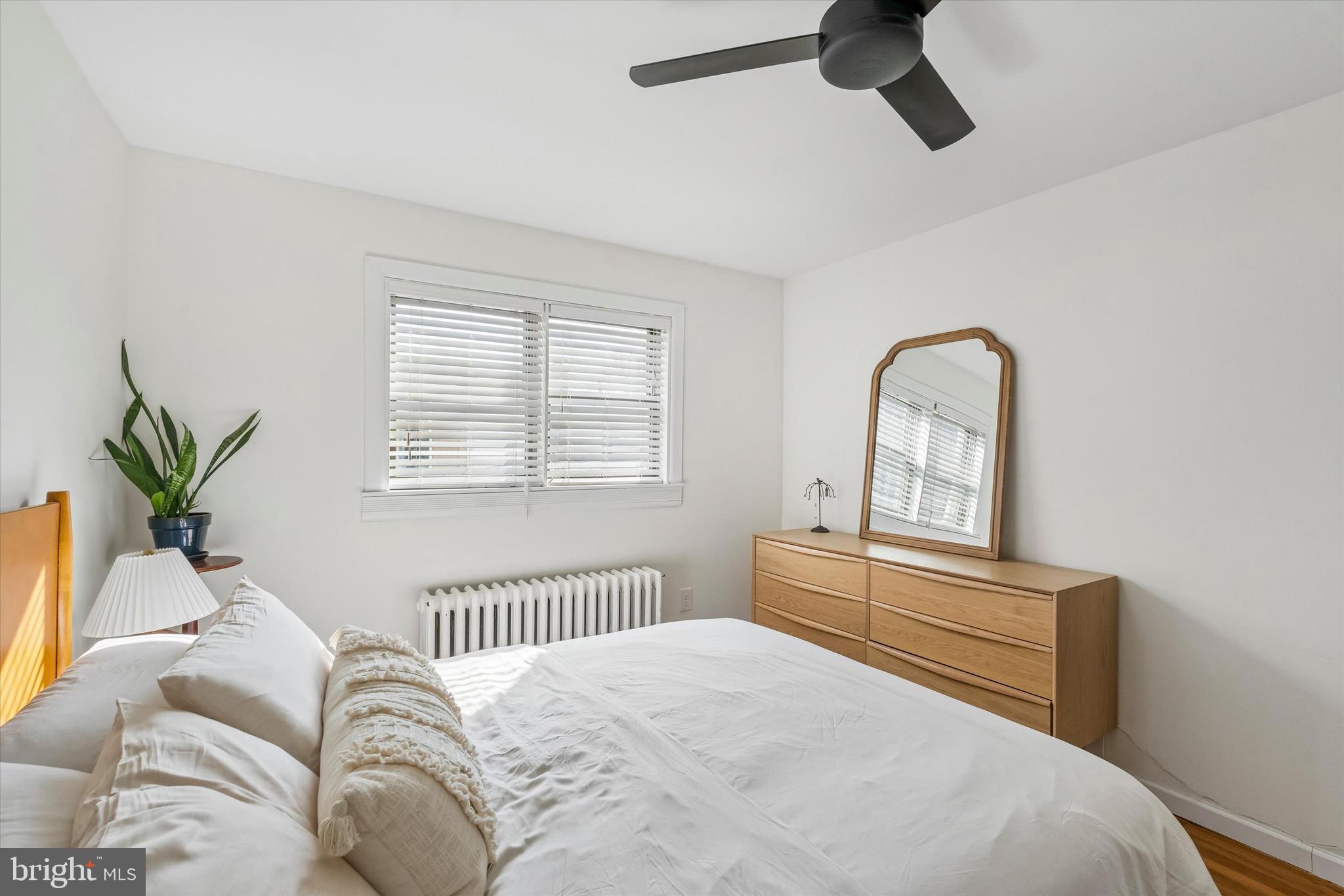 DICKINSON NARROWS - Residential