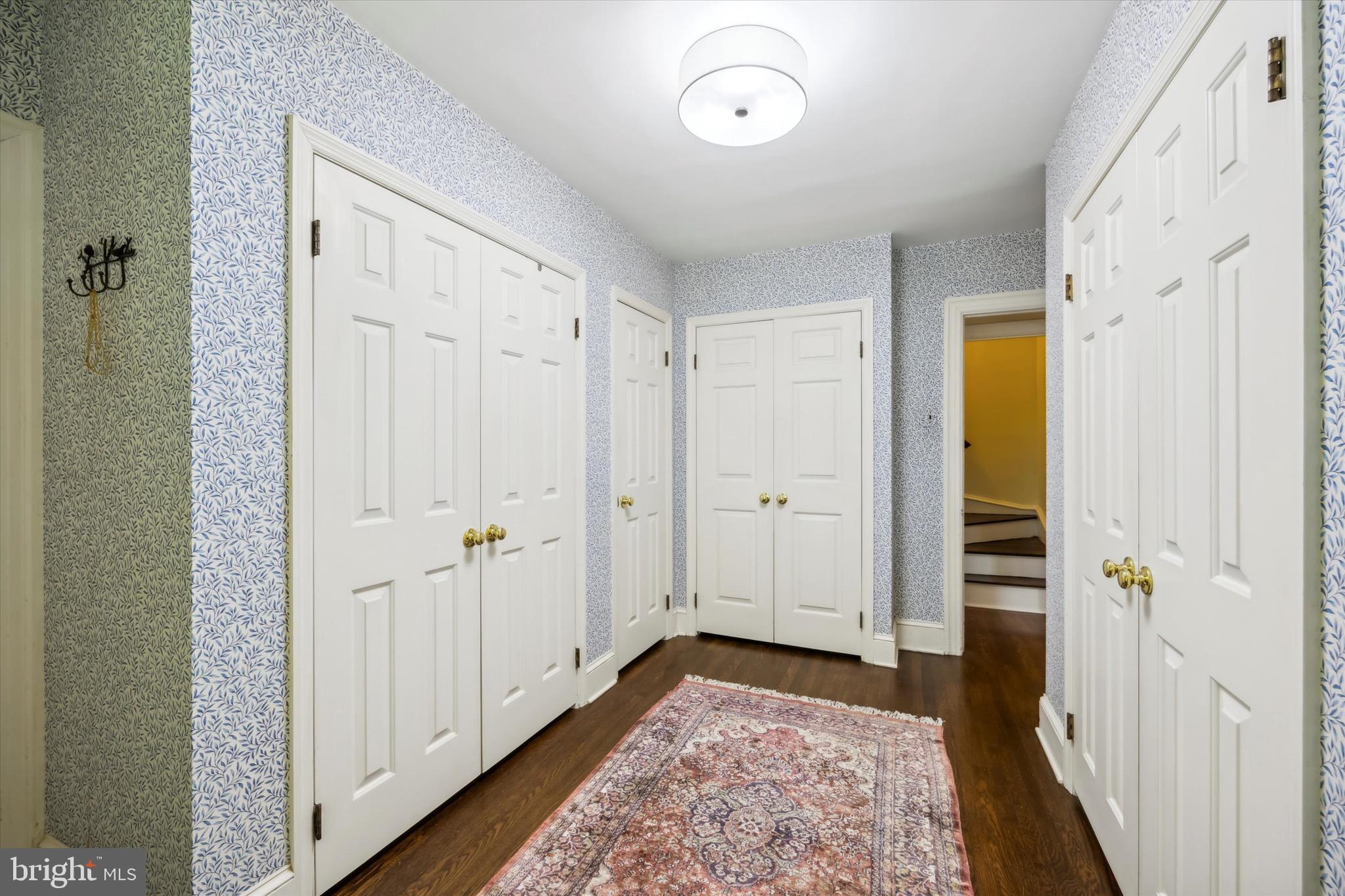 SOUTH WAYNE - Residential