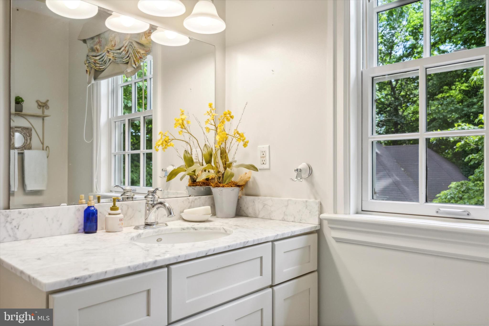 SOUTH WAYNE - Residential