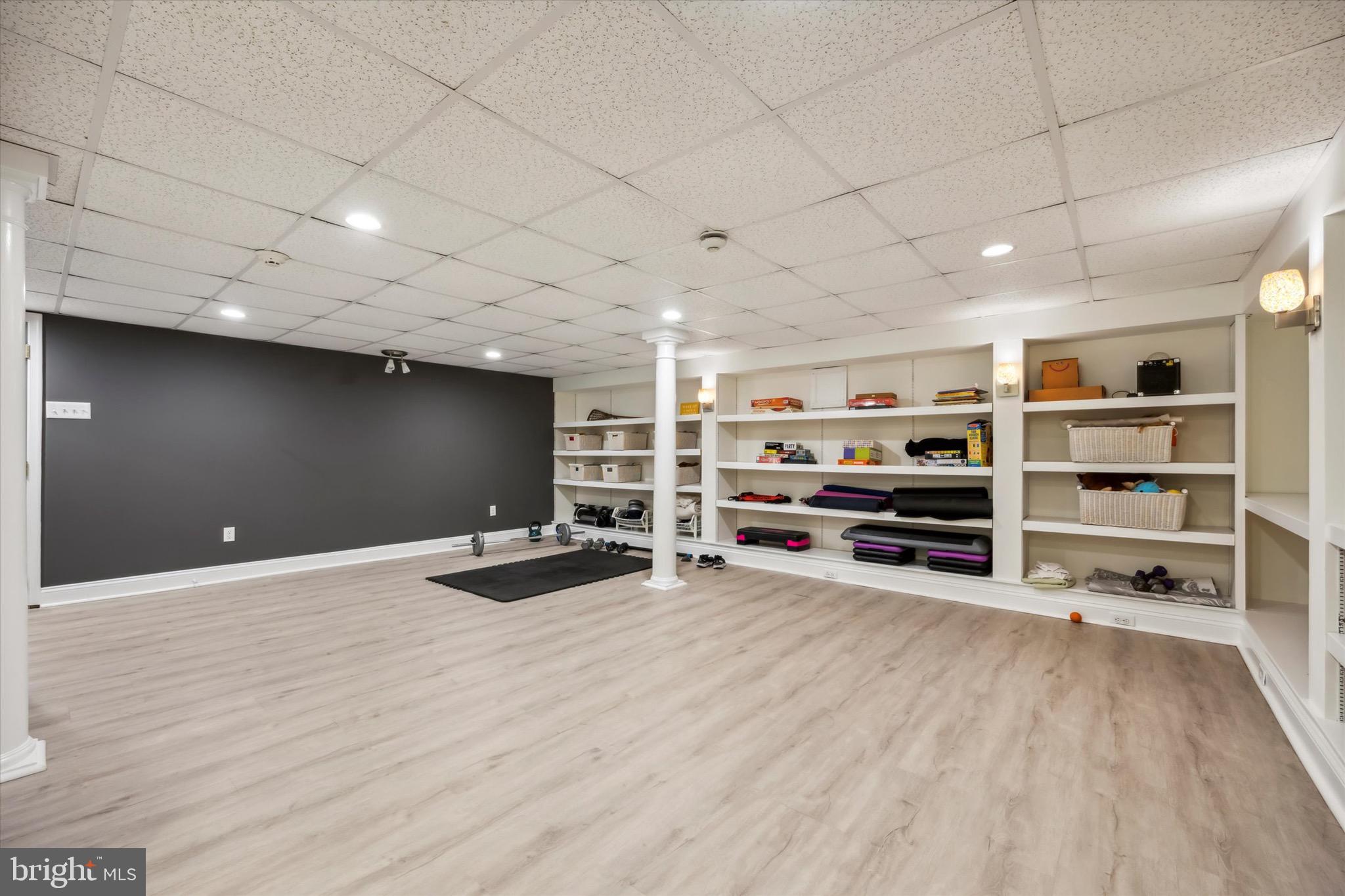 SOUTH WAYNE - Residential