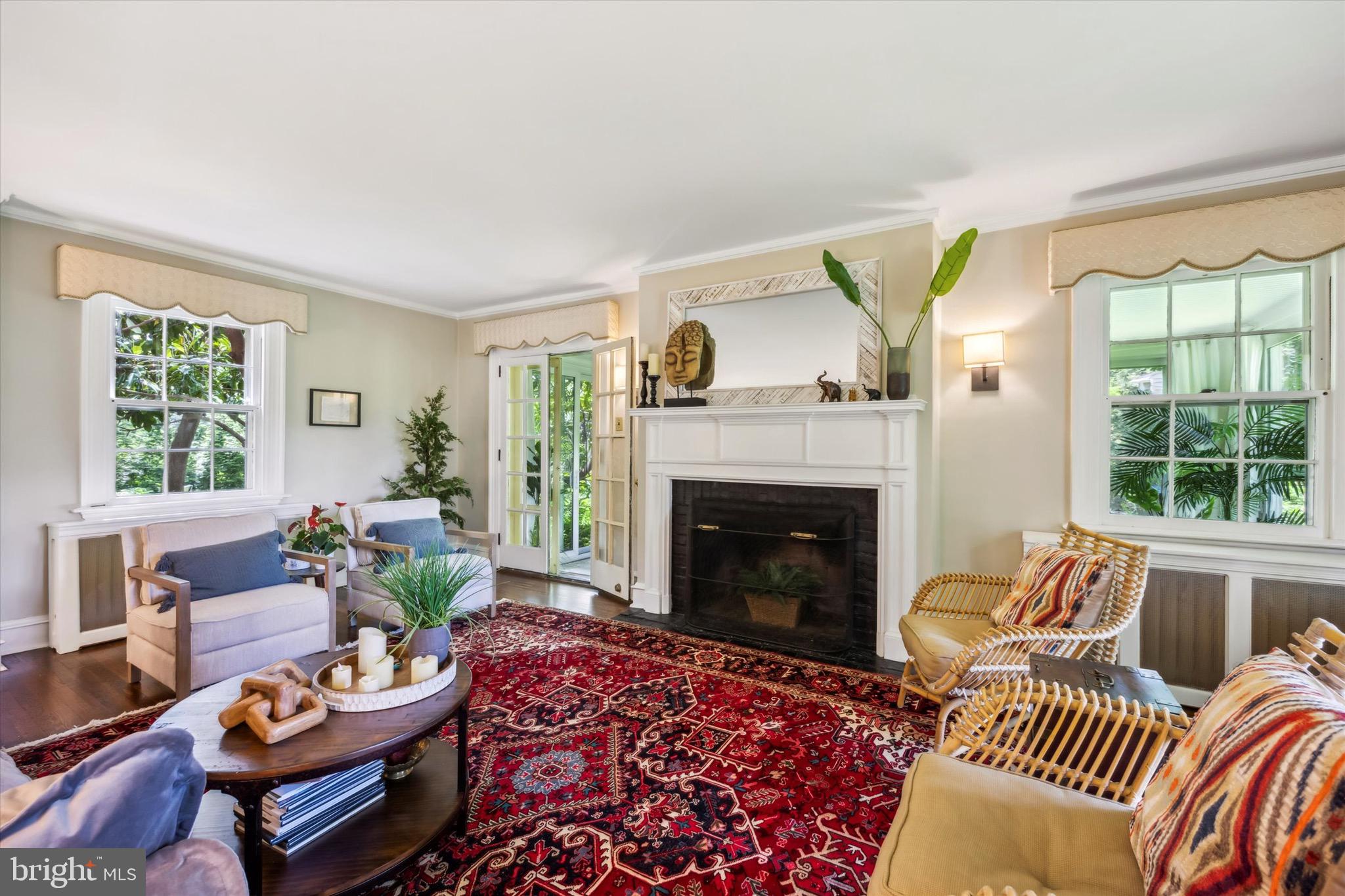 SOUTH WAYNE - Residential