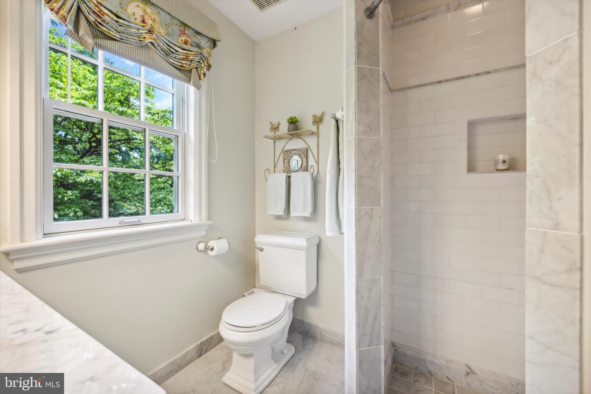 SOUTH WAYNE - Residential