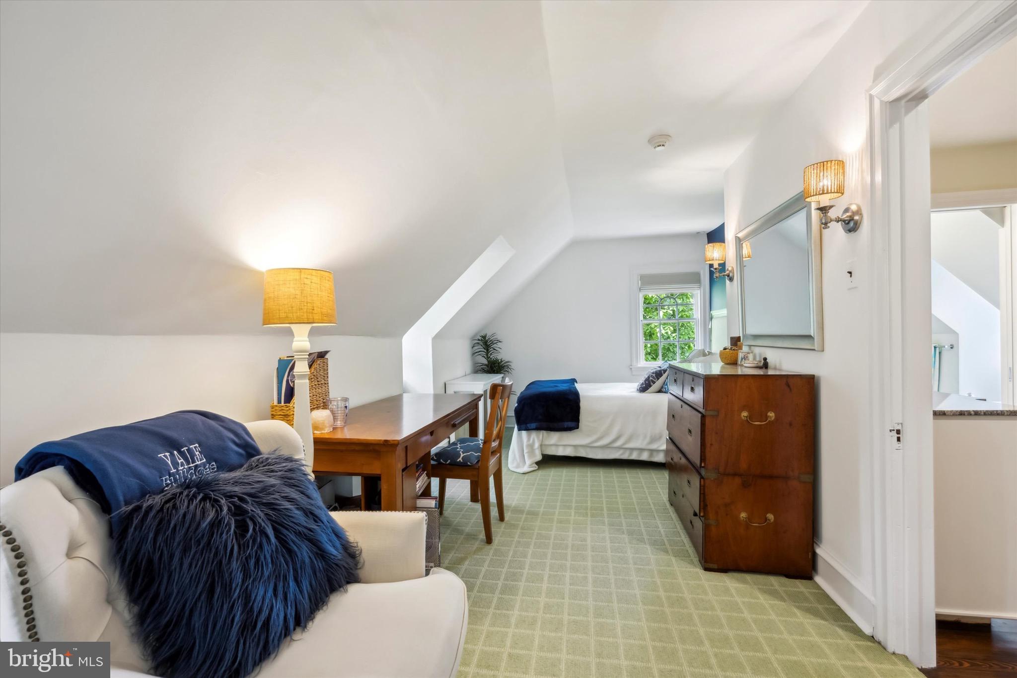 SOUTH WAYNE - Residential