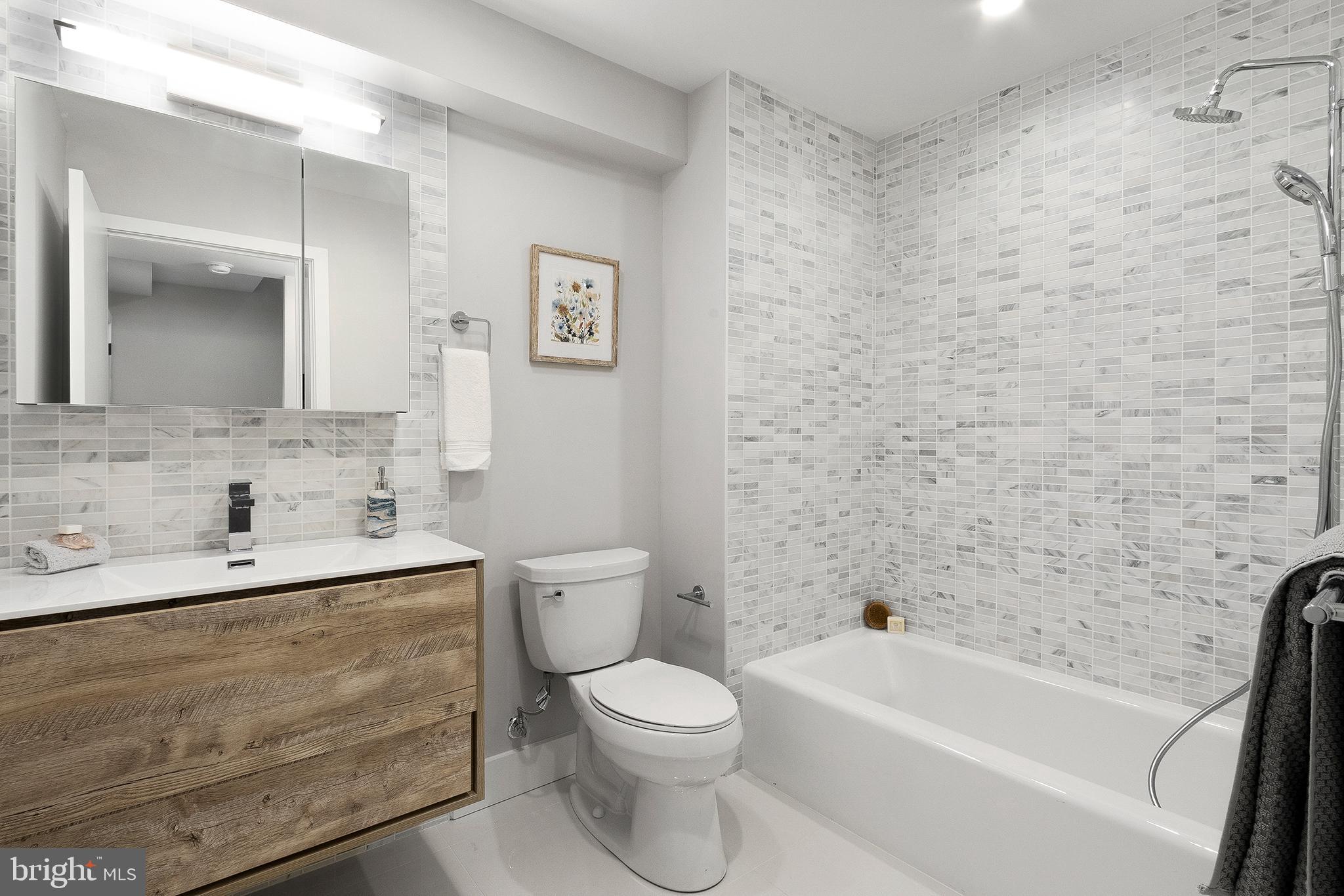 POINT BREEZE - Residential