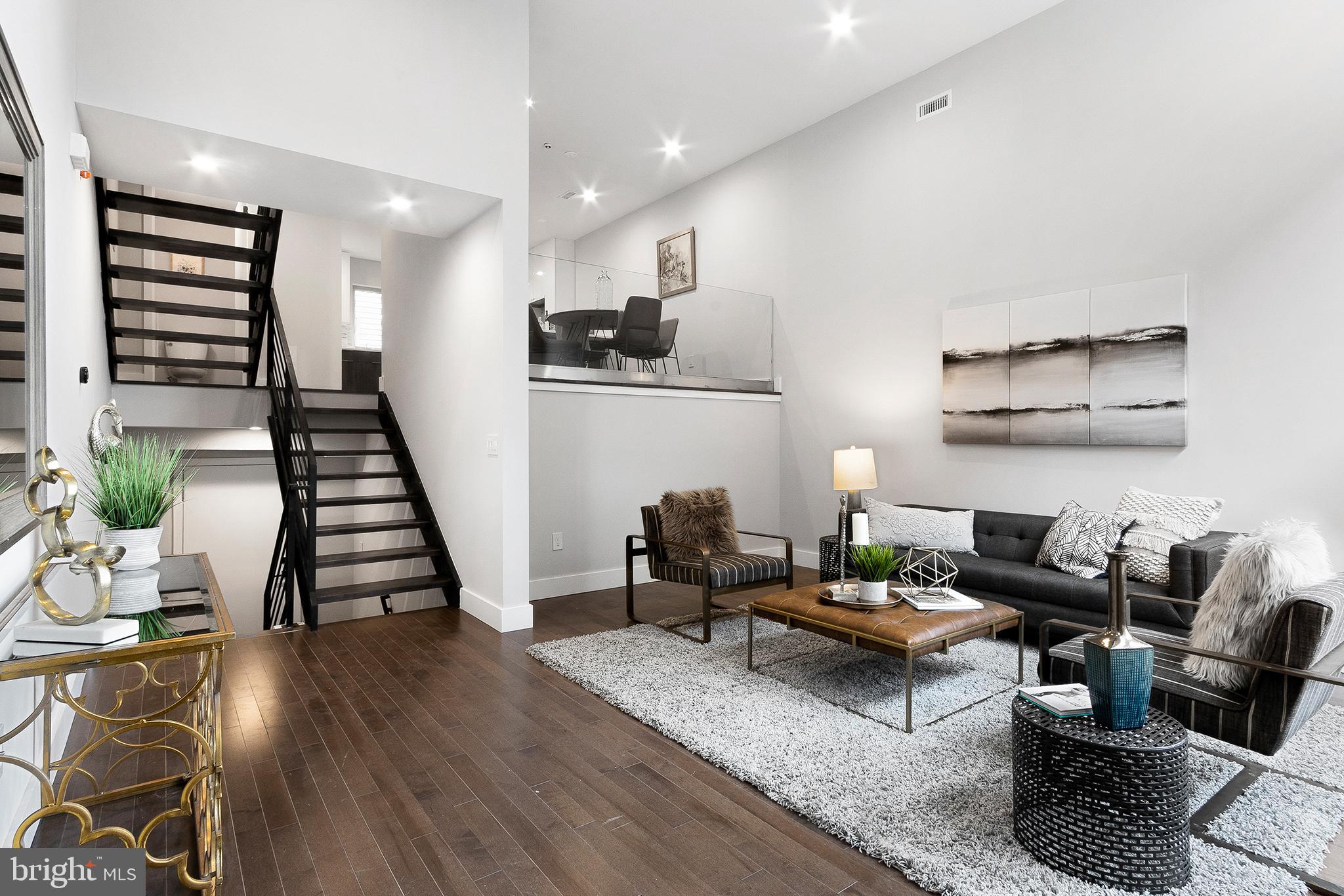 POINT BREEZE - Residential