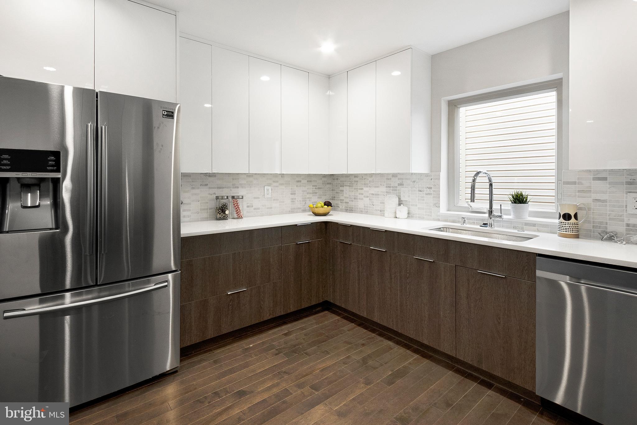 POINT BREEZE - Residential