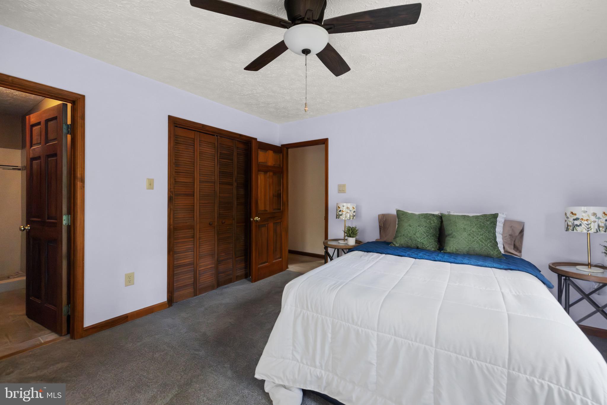 SHANNONDALE - Residential