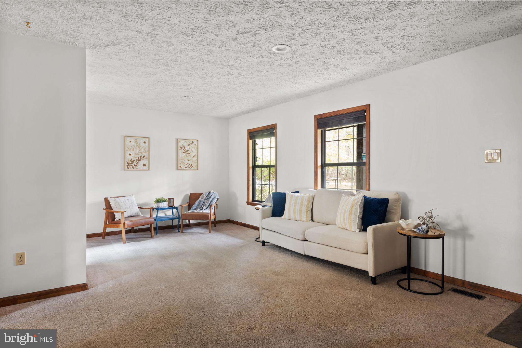 SHANNONDALE - Residential