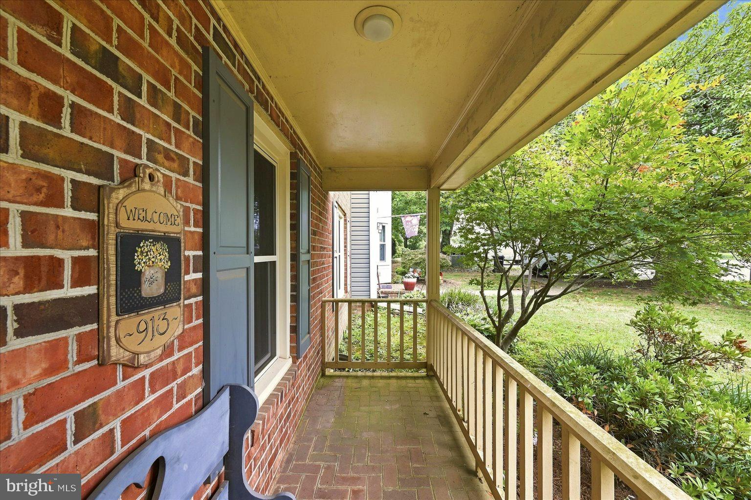 913 ORCHARD HILL DRIVE