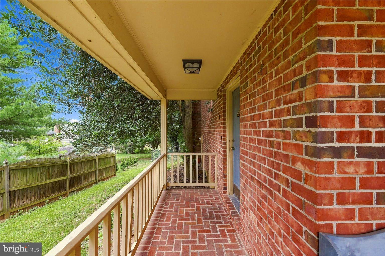 913 ORCHARD HILL DRIVE