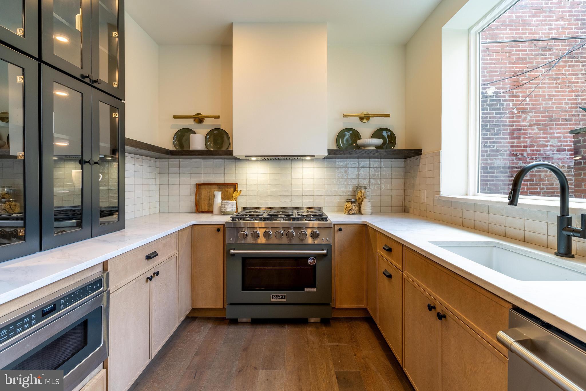 RITTENHOUSE SQUARE - Residential