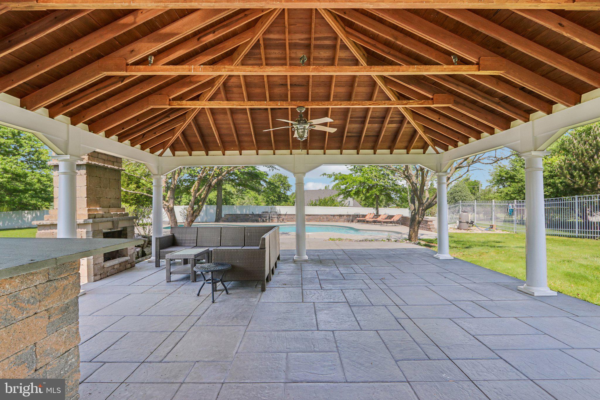 SNOWDEN VILLAGE - Residential