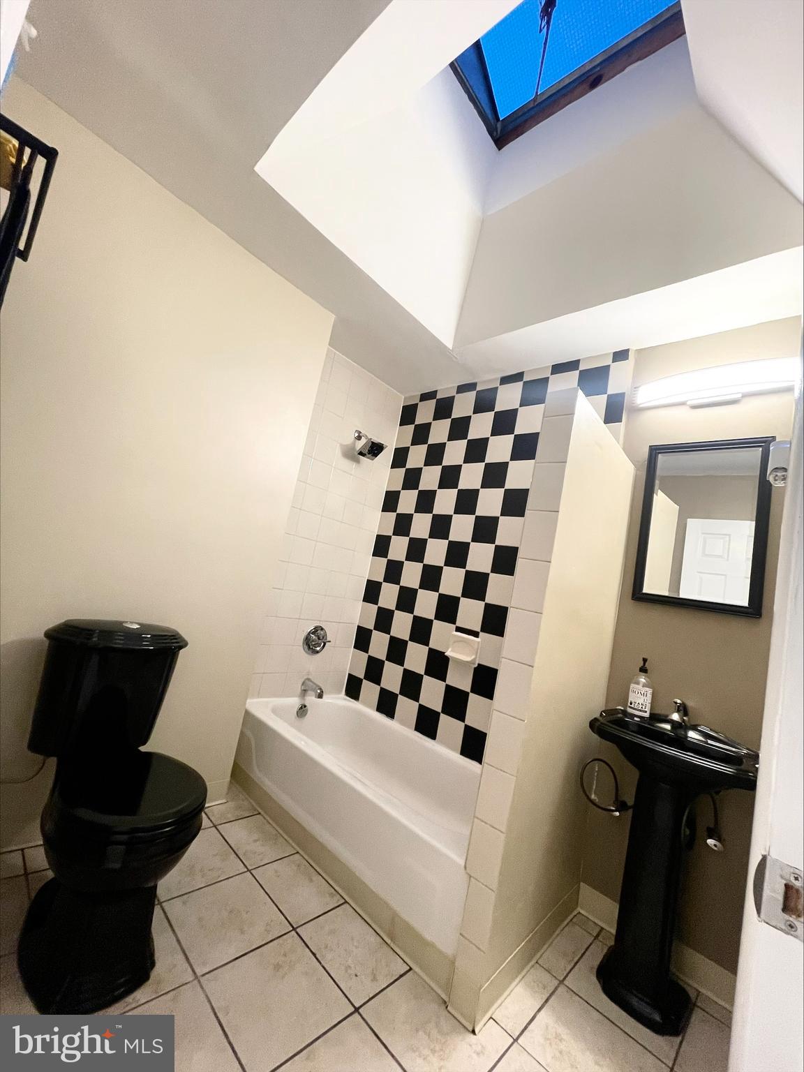 GERMANTOWN - Residential