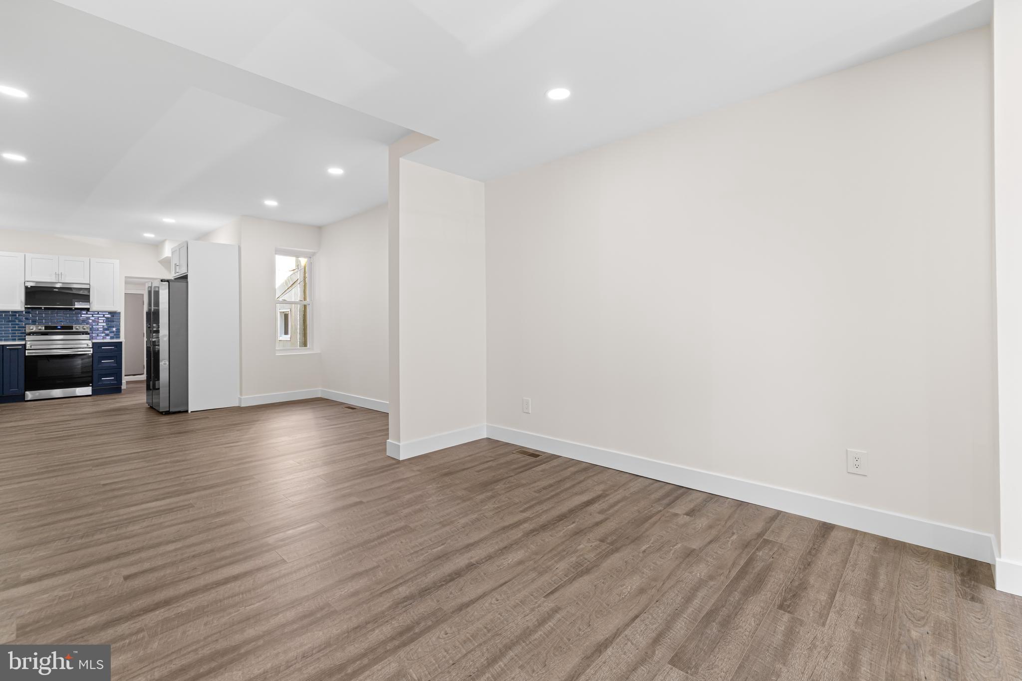 MANTUA - Residential