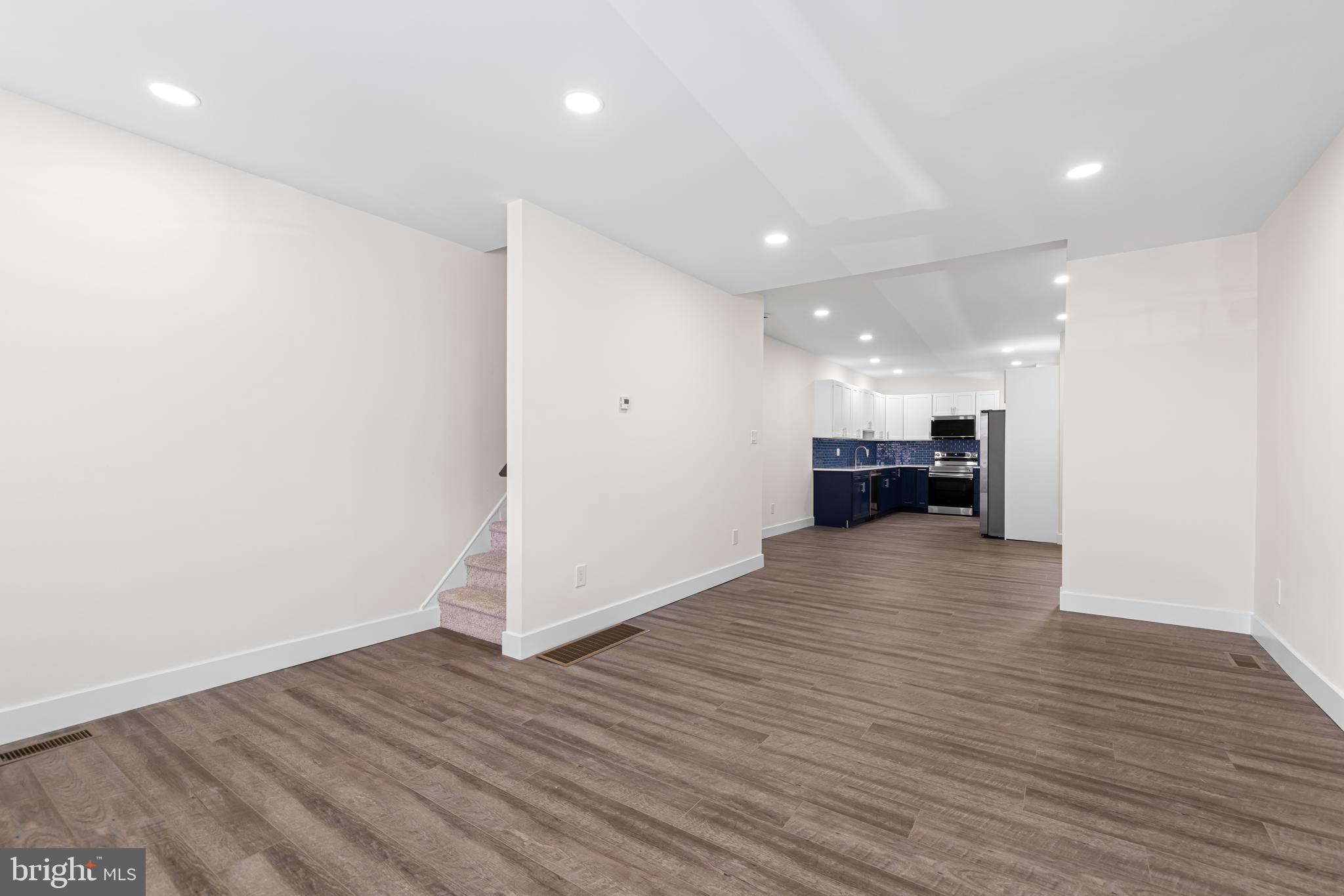 3921 PENNSGROVE STREET