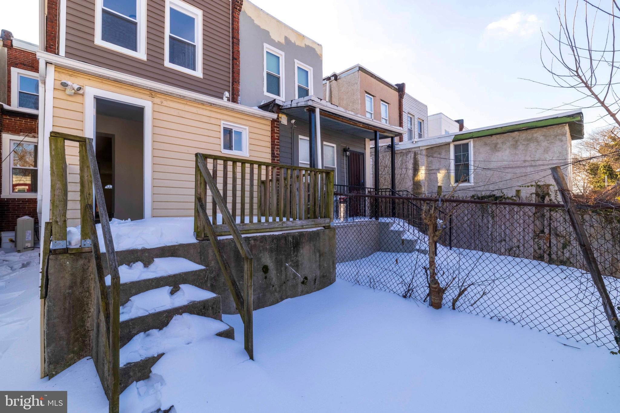 MANTUA - Residential