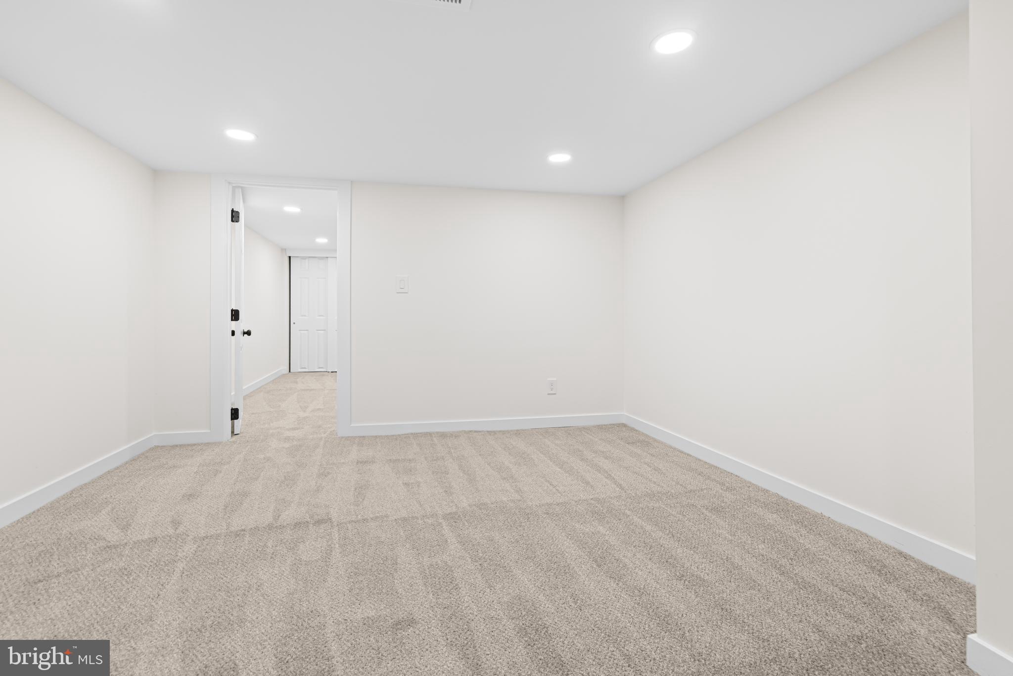 MANTUA - Residential