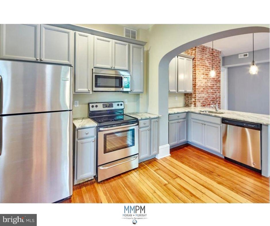 1300 DELAWARE AVENUE 2B