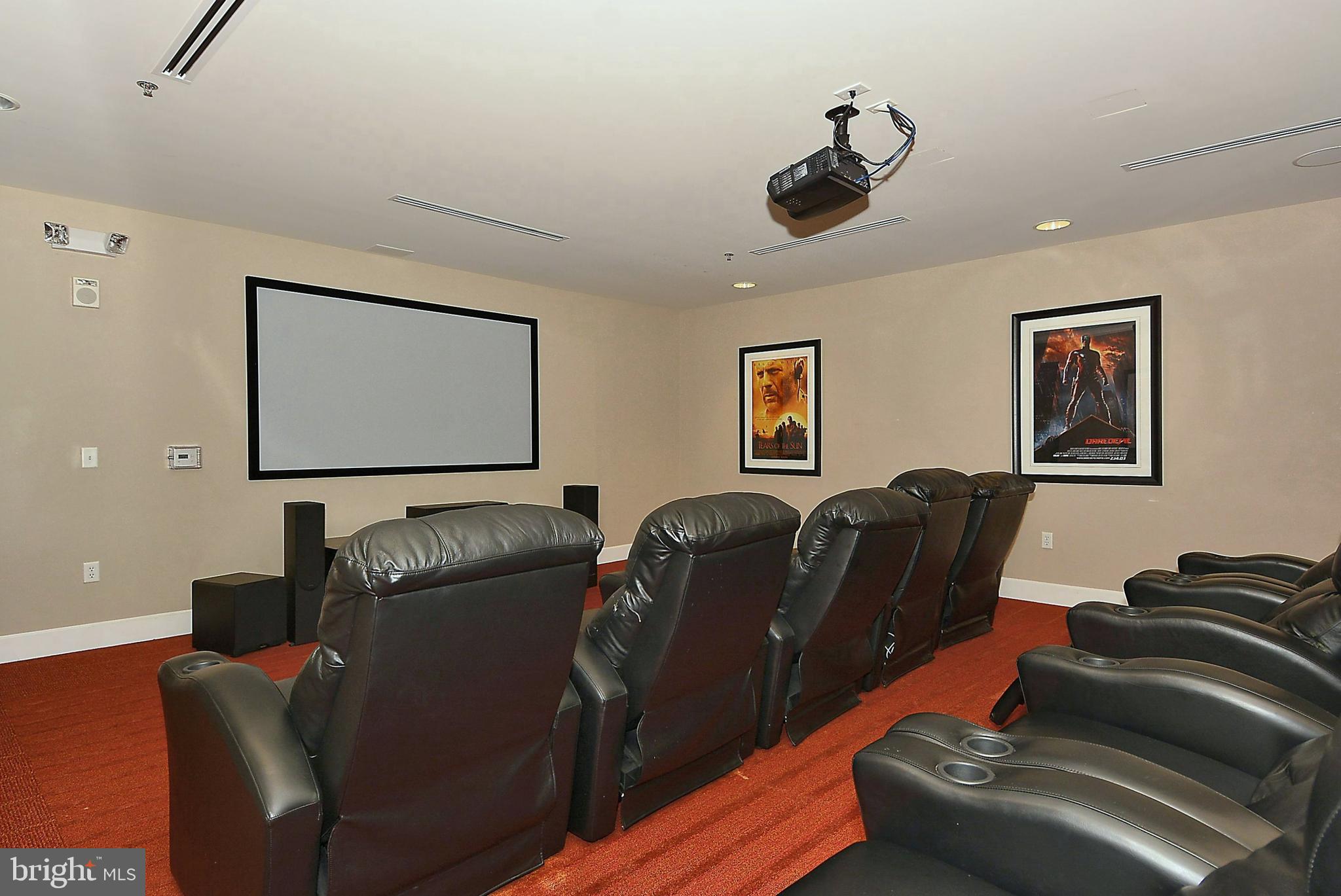 SPECTRUM CONDO - Residential