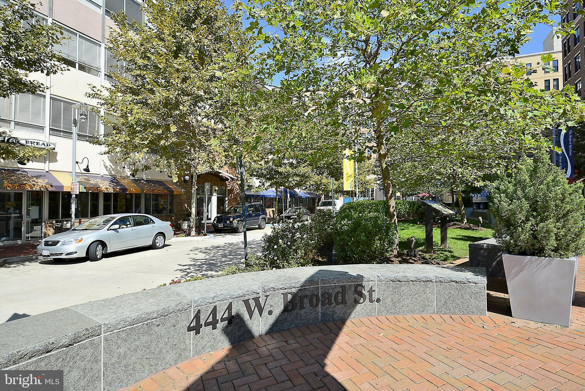 SPECTRUM CONDO - Residential