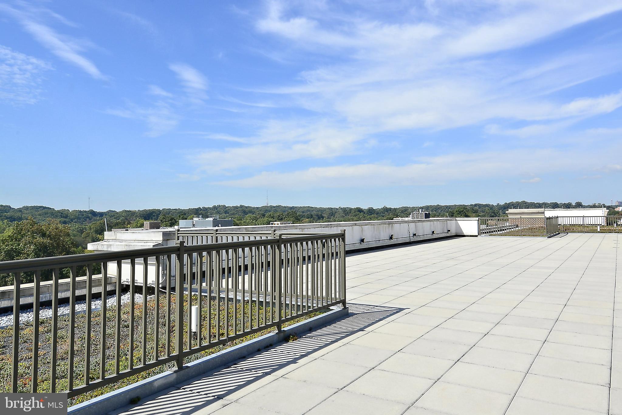 SPECTRUM CONDO - Residential