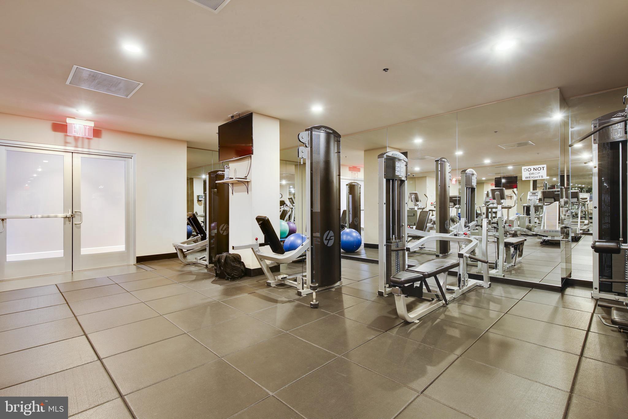 SPECTRUM CONDO - Residential