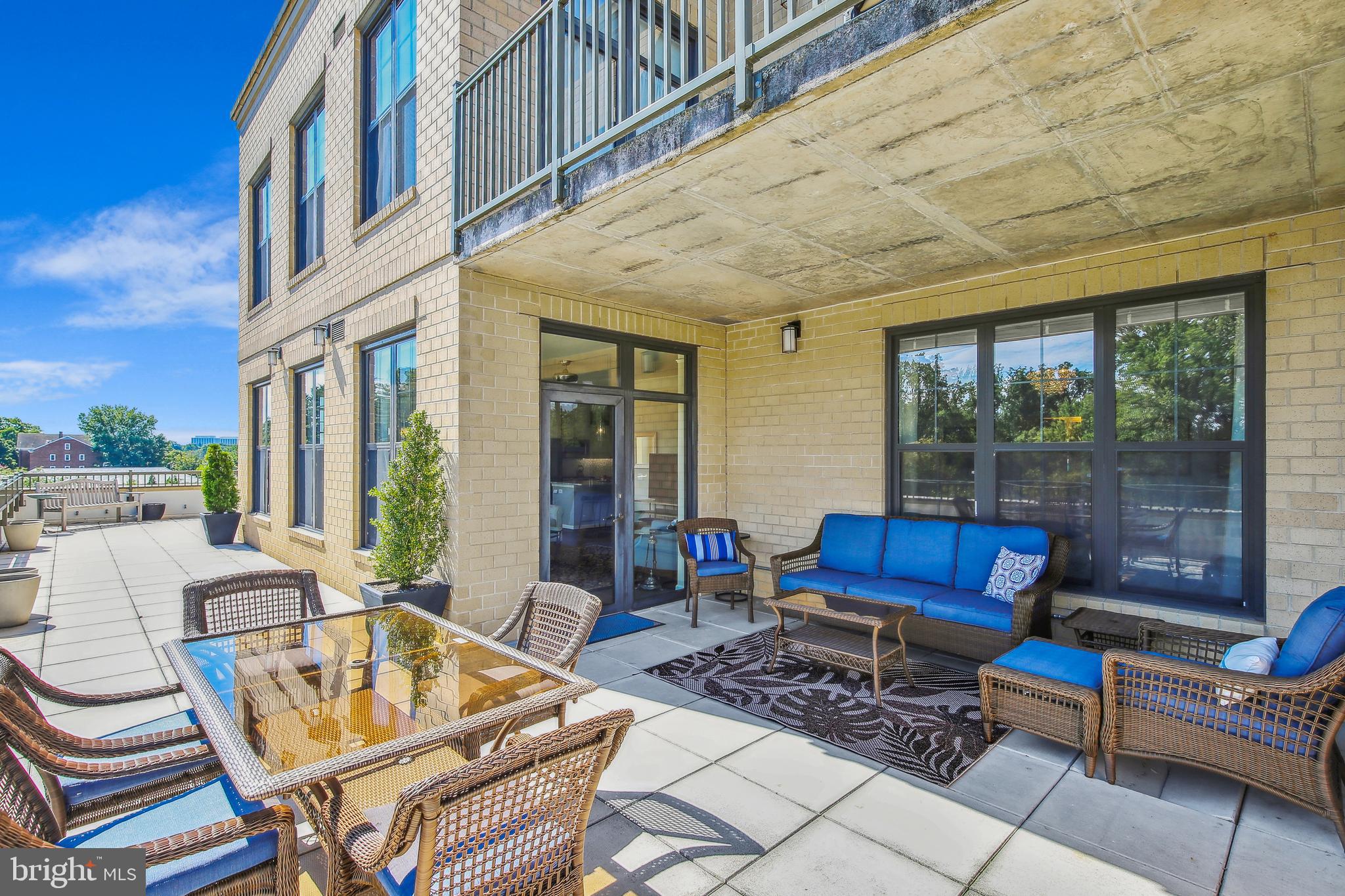 SPECTRUM CONDO - Residential