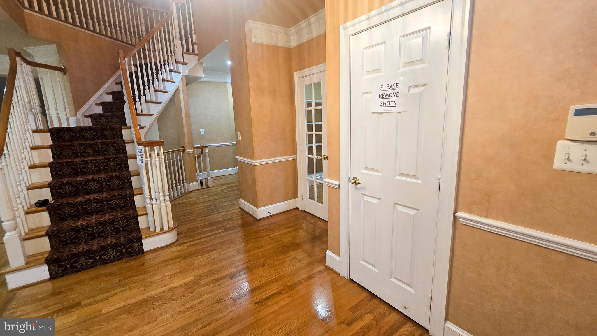 STONEWALL MANOR - Residential