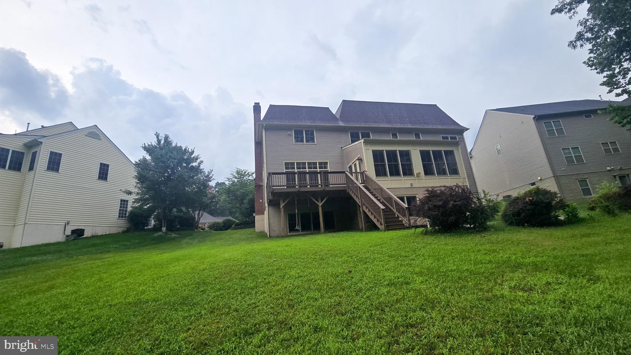 STONEWALL MANOR - Residential