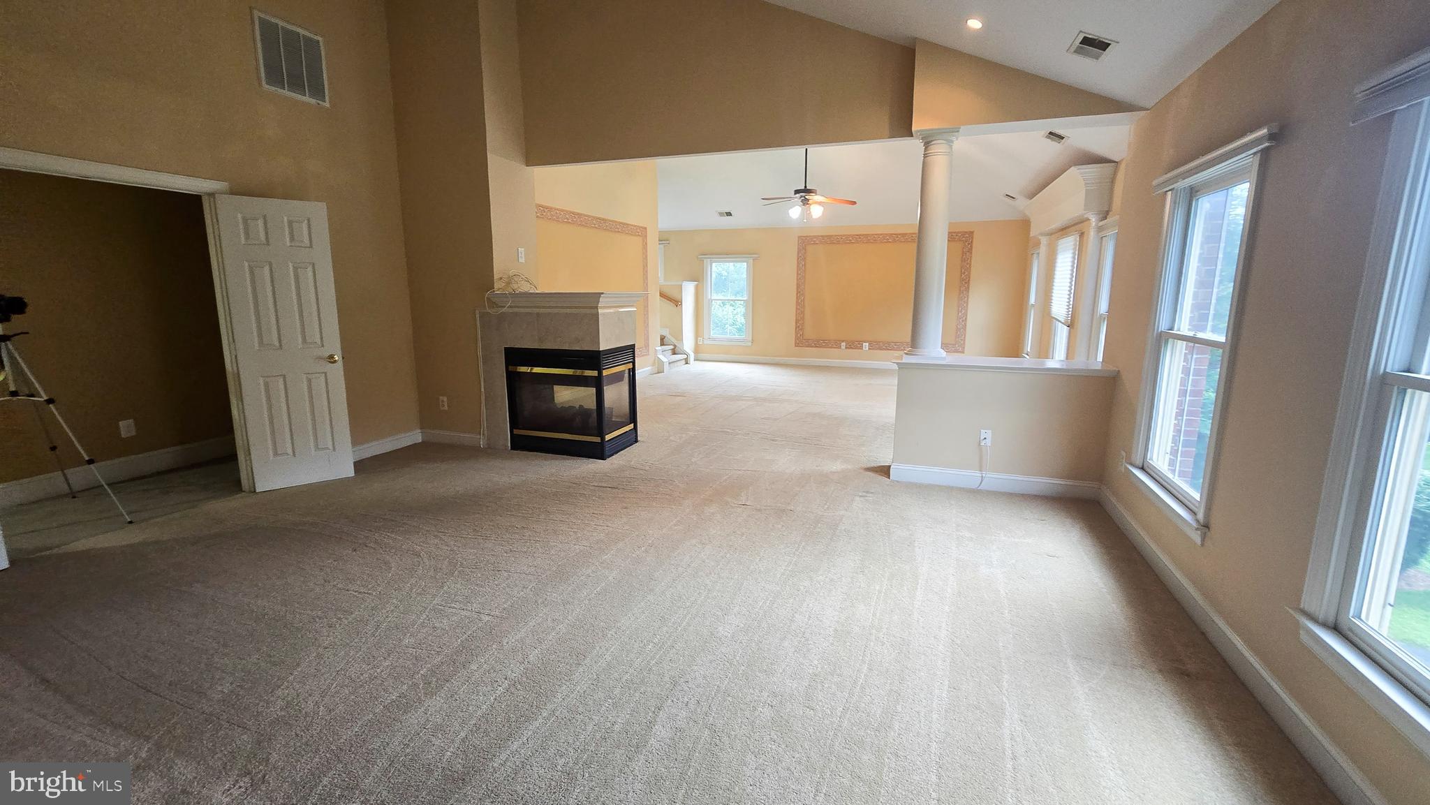 STONEWALL MANOR - Residential