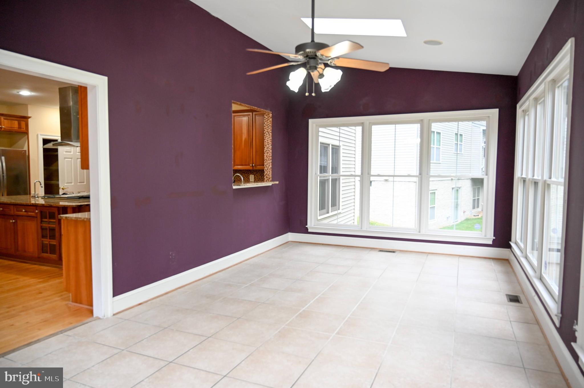 STONEWALL MANOR - Residential