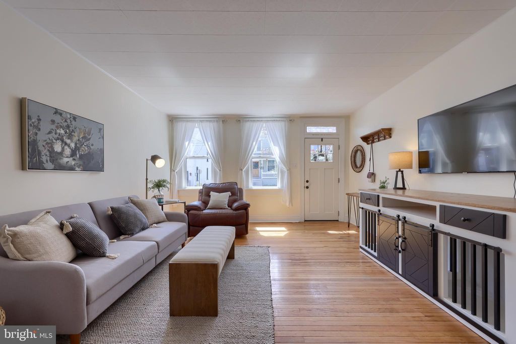 Photo of 25 W New Street, Lancaster, PA 17603 (MLS # PALA2048294)