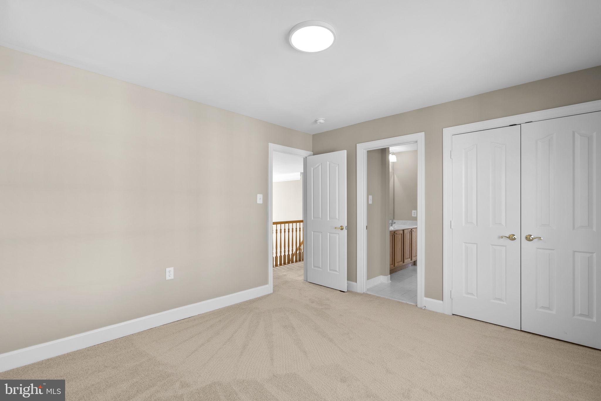 THE VISTAS AT WOODCLIFFE PARK - Residential