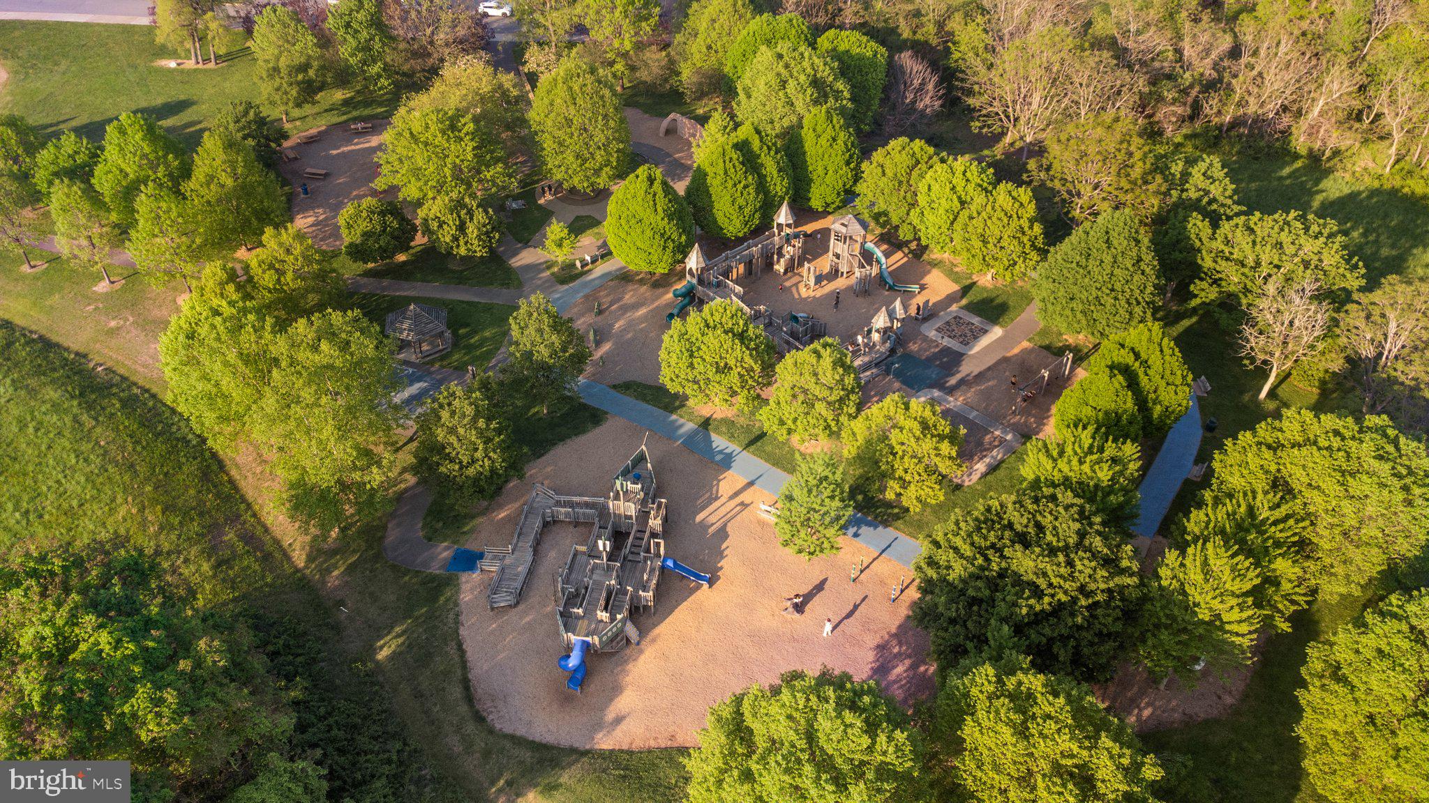 THE VISTAS AT WOODCLIFFE PARK - Residential