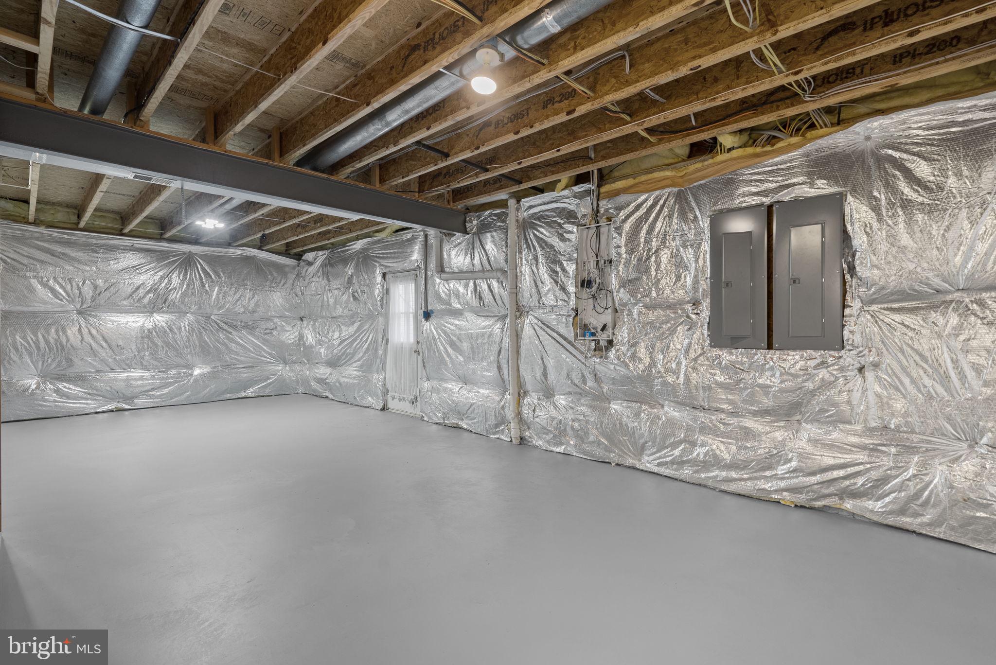 THE VISTAS AT WOODCLIFFE PARK - Residential