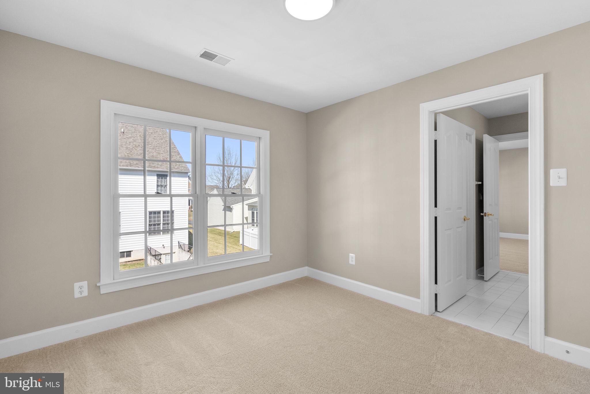 THE VISTAS AT WOODCLIFFE PARK - Residential