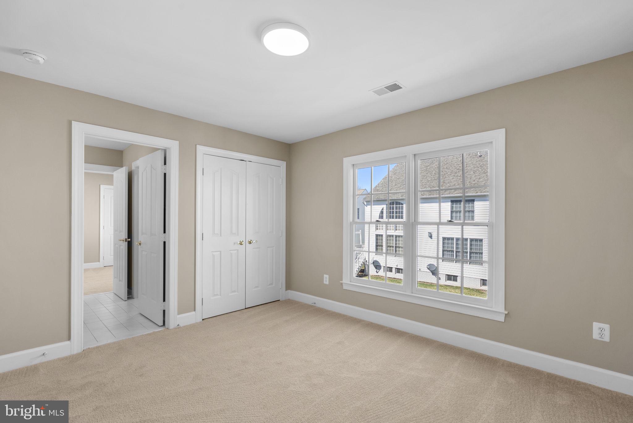 THE VISTAS AT WOODCLIFFE PARK - Residential