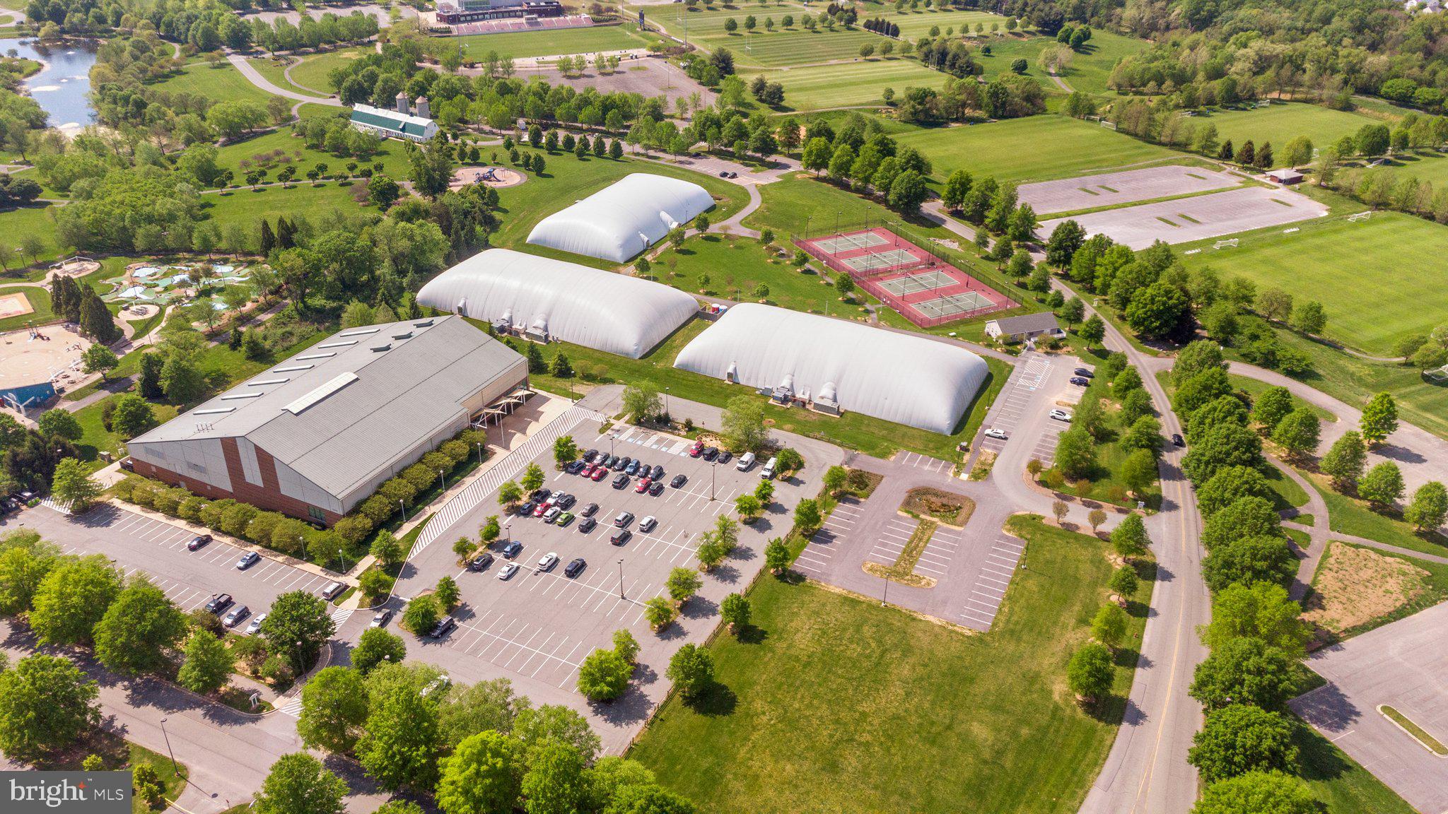 THE VISTAS AT WOODCLIFFE PARK - Residential