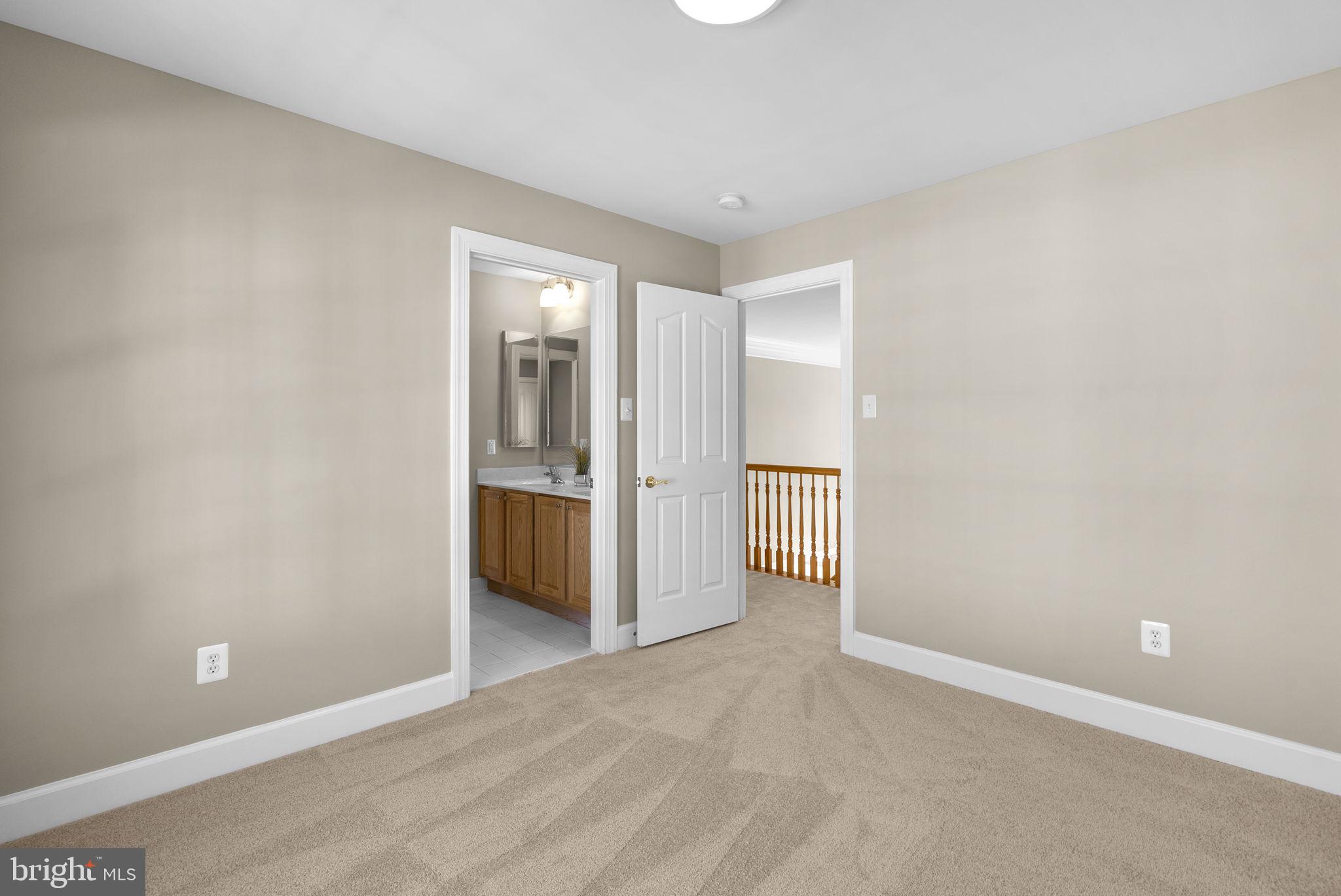 THE VISTAS AT WOODCLIFFE PARK - Residential