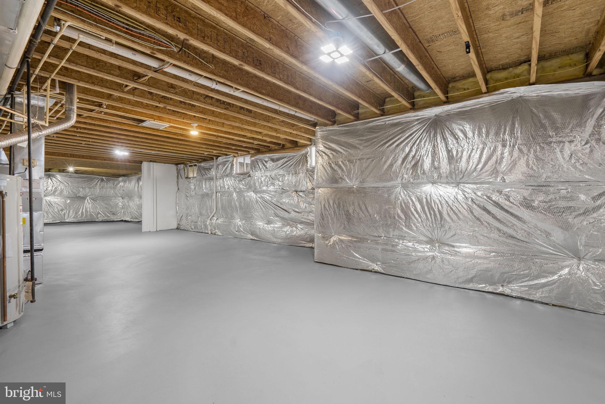 THE VISTAS AT WOODCLIFFE PARK - Residential