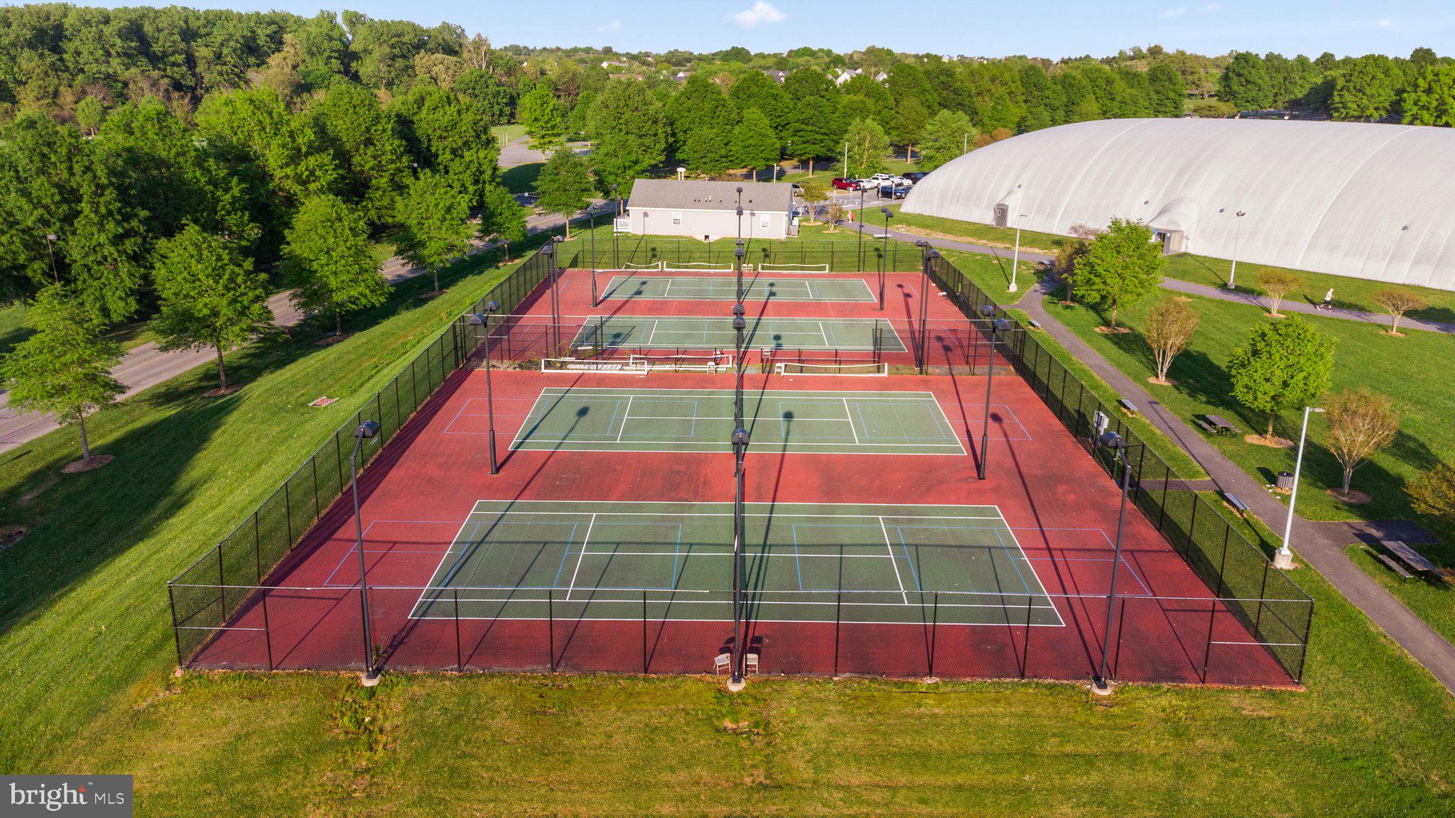 THE VISTAS AT WOODCLIFFE PARK - Residential